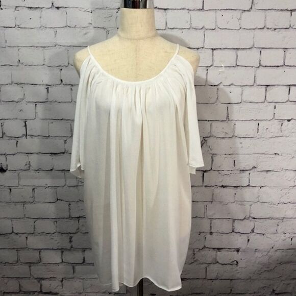 Off Shoulder Beach Cover-up - Picture 3 of 7